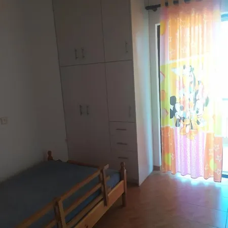 Xrysa Pap Apartamento *